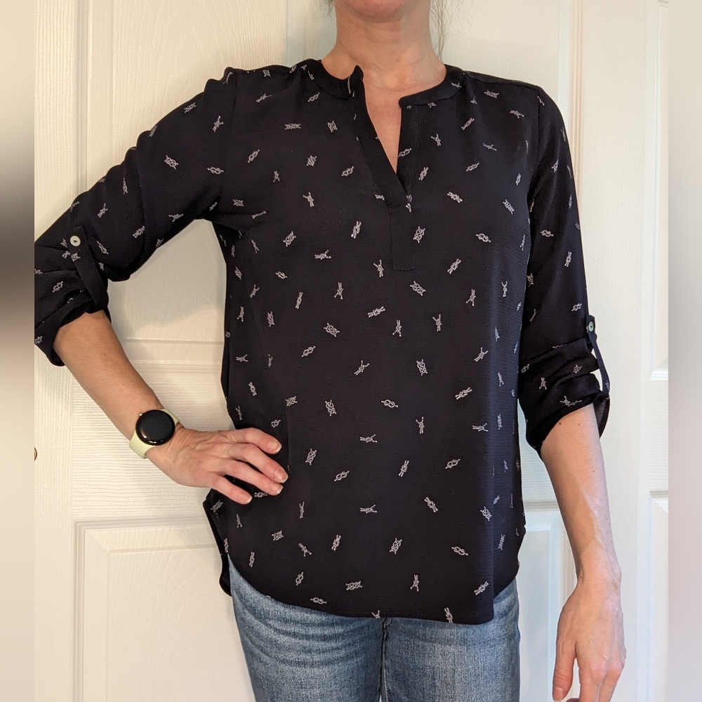 NWT | Daniel Rainn | Waterman Split Neck Blouse | Navy | SP